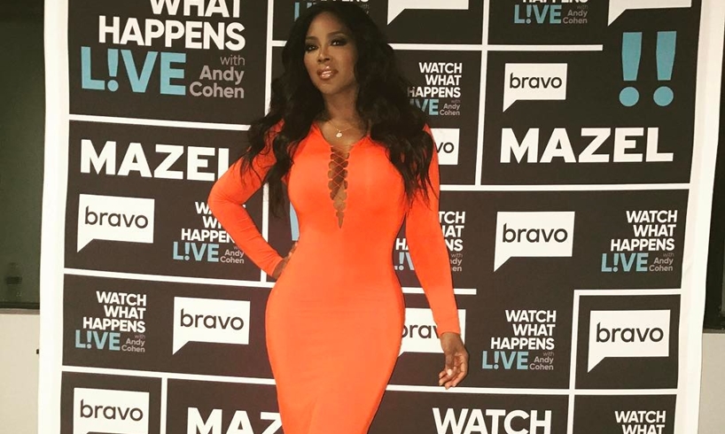 Kenya Moore Debuts Bleach Blonde Hair And Gets Slammed For Dyeing